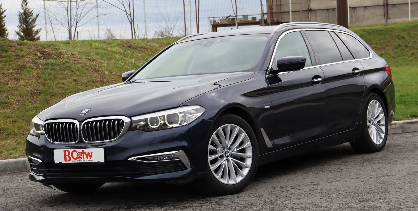 BMW 520 G31 Touring 2.0D 190 CP LuxuryLine - poza 4