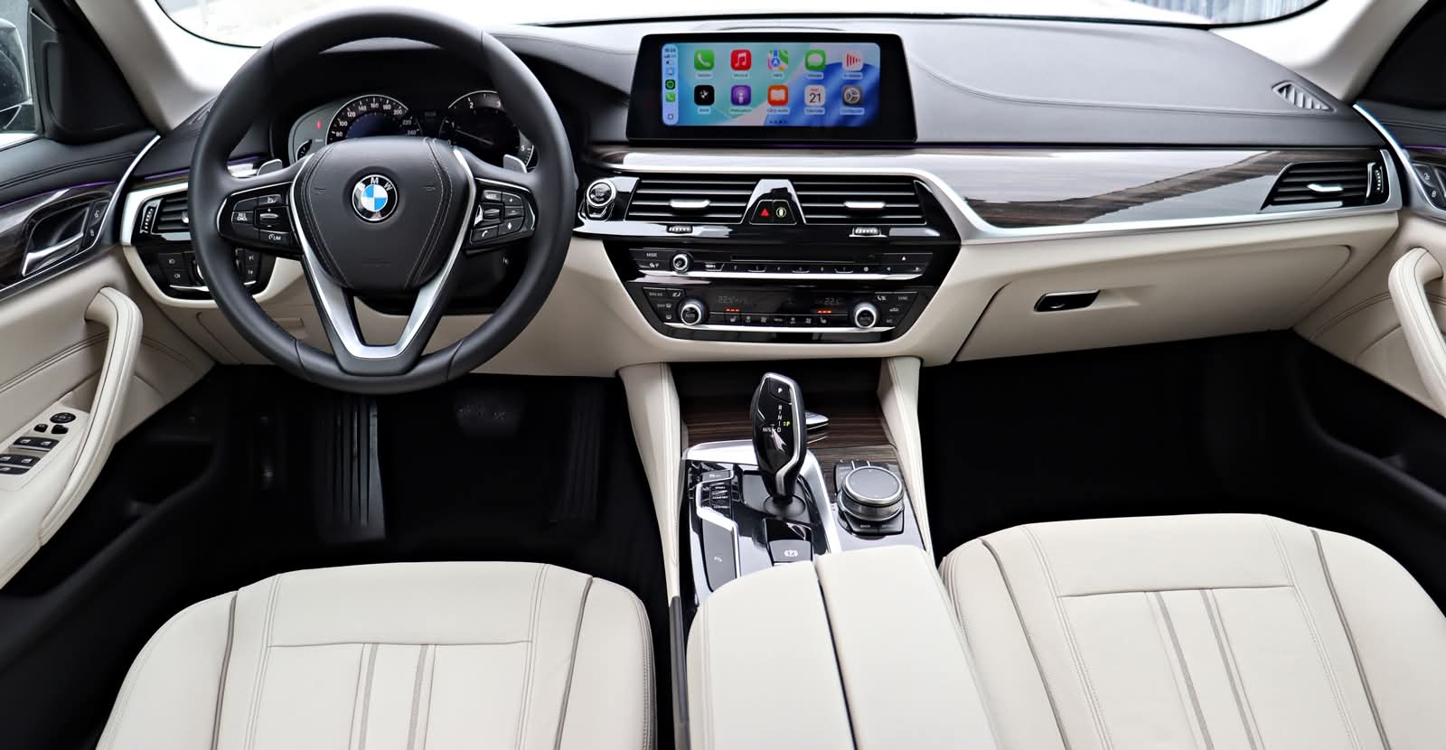 BMW 520 G31 Touring 2.0D 190 CP LuxuryLine - poza 20
