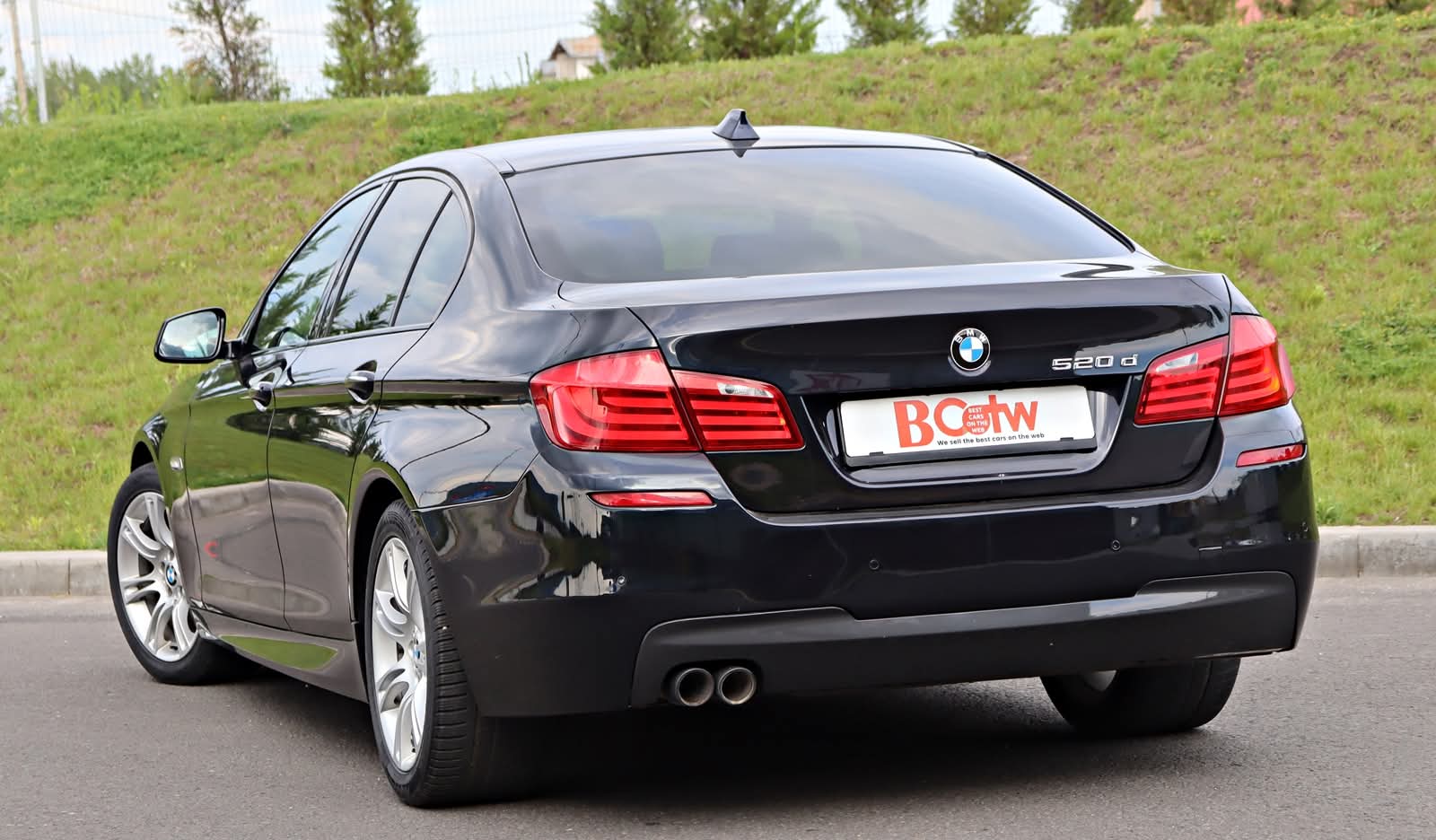 BMW 520D Limuzina M Sport 184 CP Steptronic - poza 9