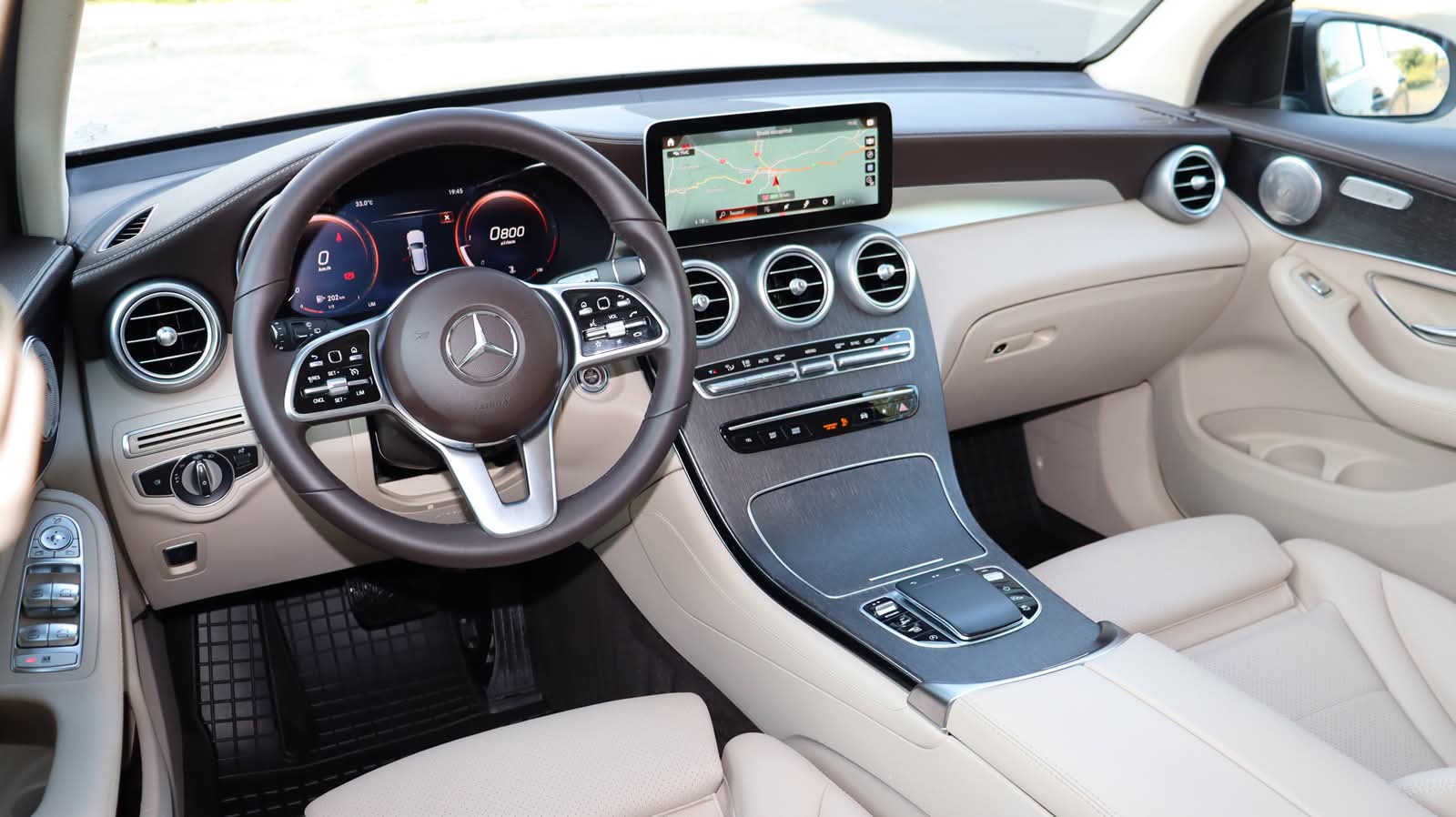 Mercedes GLC 300d Facelift 4MATIC 245 CP G-TRONIC - poza 18